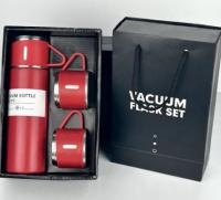 Термос металлический 500 мл с 3 кружками в упаковке, красный